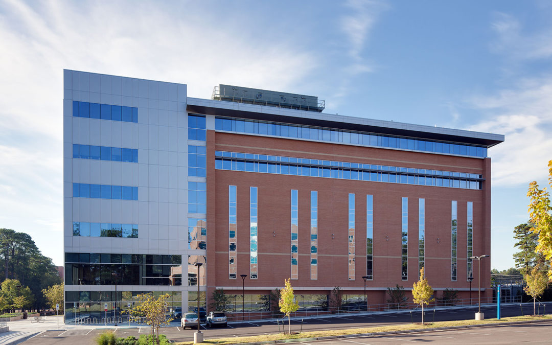University of Arkansas at Little Rock George W. Donaghey EIT Building